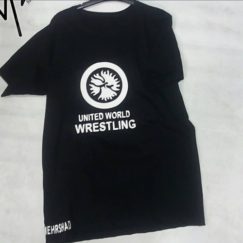 تیشرت طرح اتحادیه جهانی کشتی